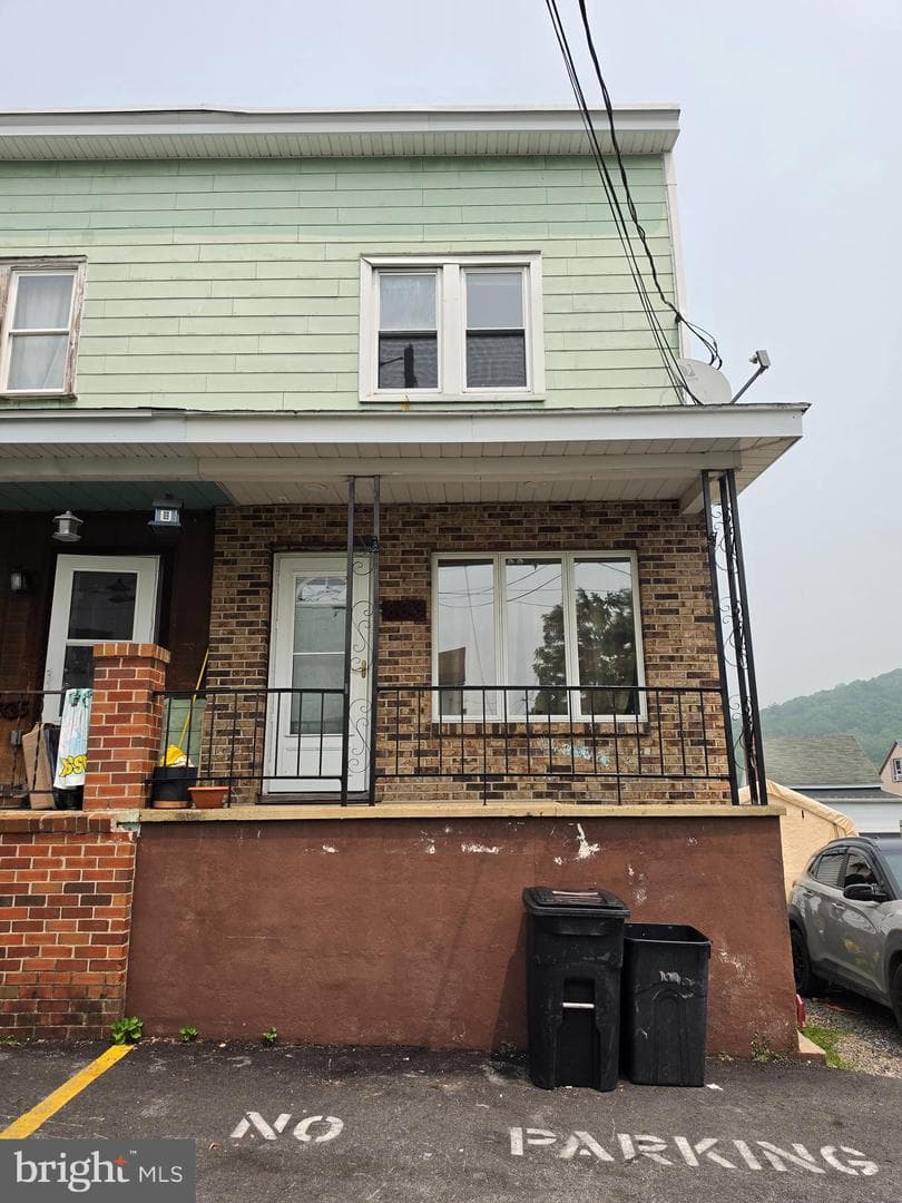 333 Pine Street, Cumbola