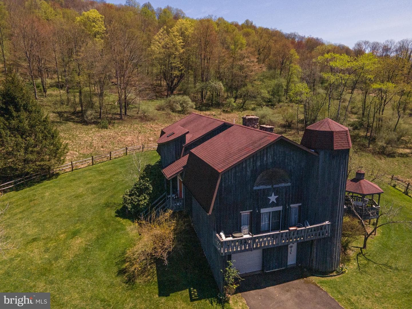 1518 Elk Run Road photo 1