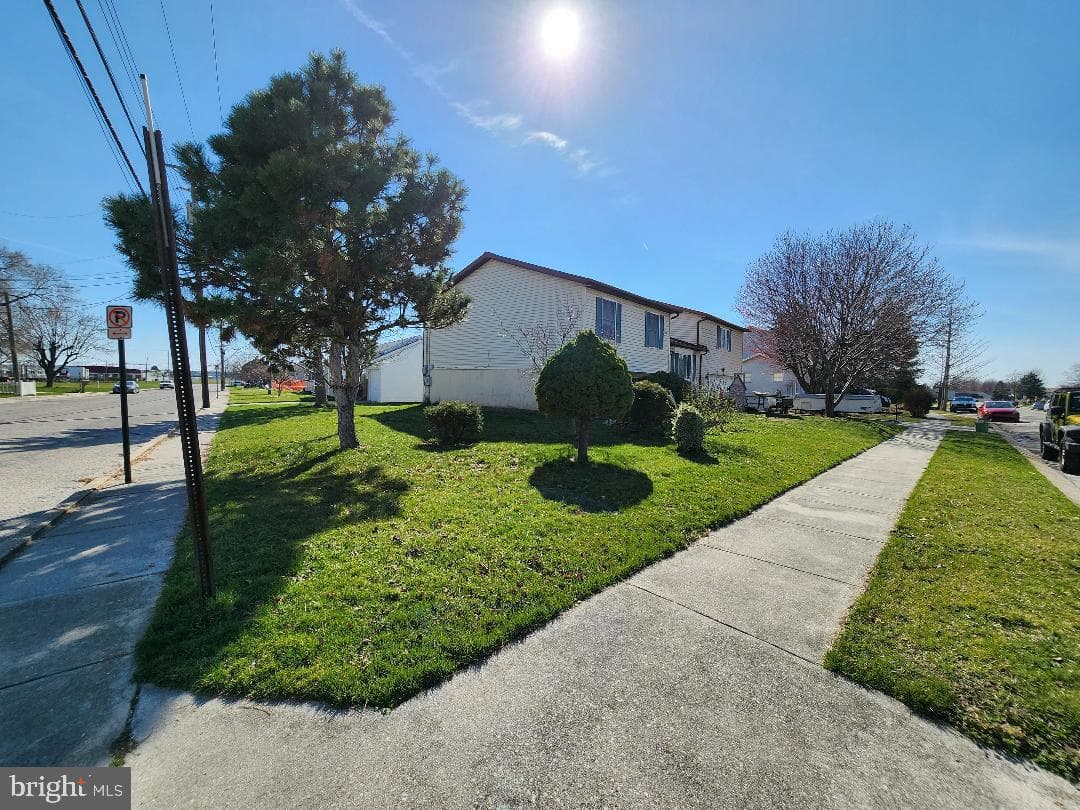 2 Sycamore Lane photo 1