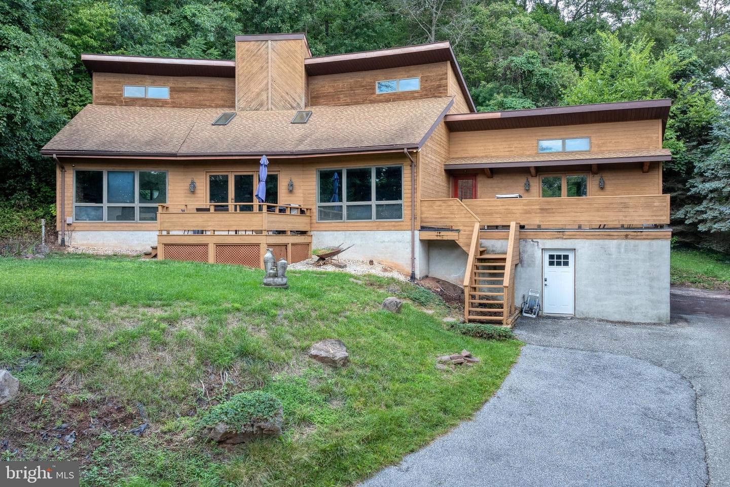 5840 Mountain Road photo 1