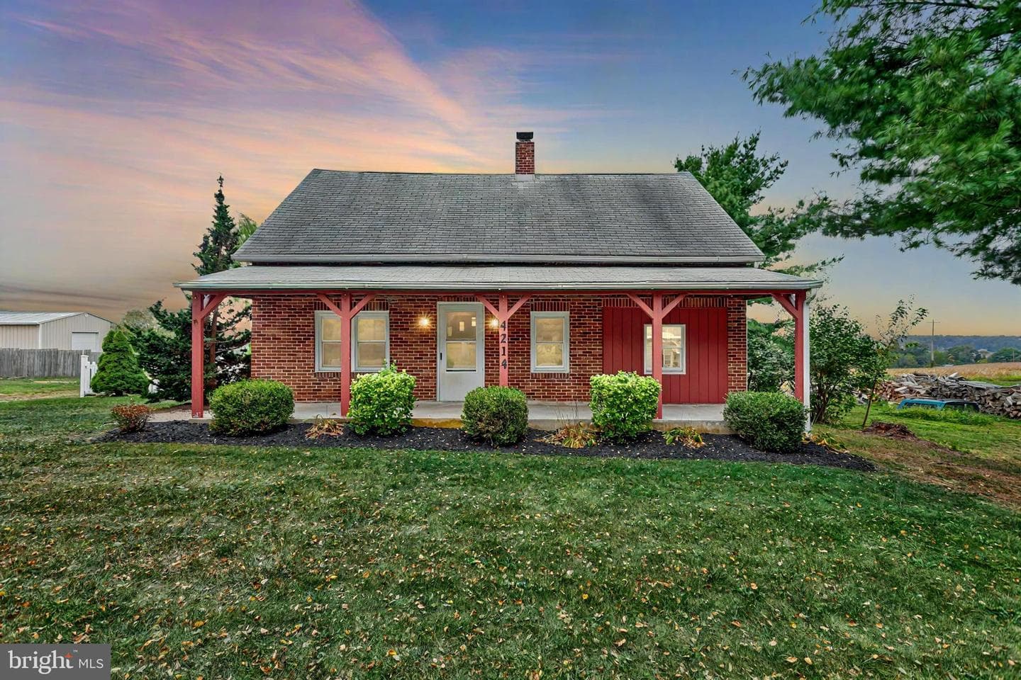 4214 List Road photo 1