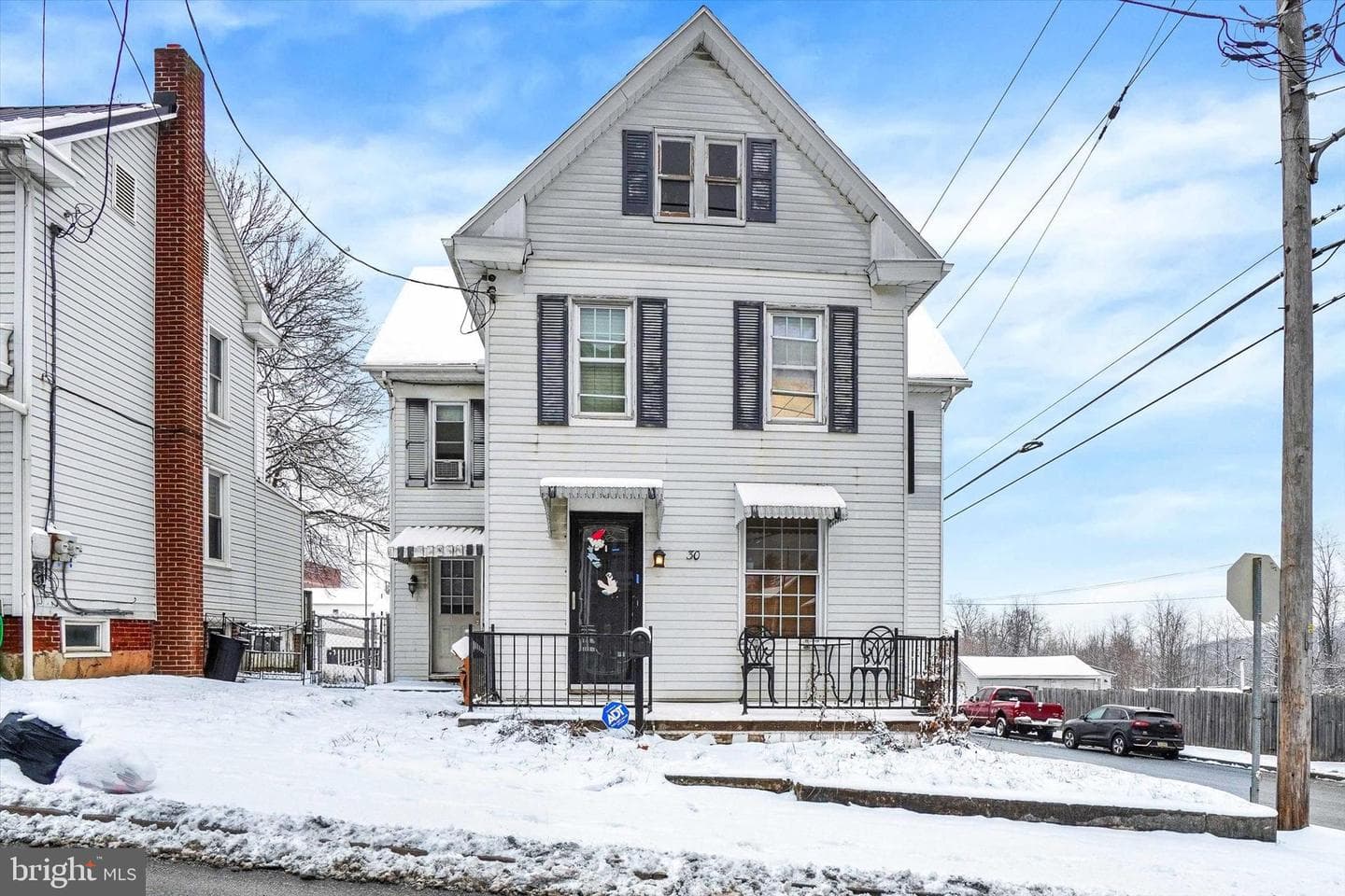 30 N Pleasant Avenue photo 1