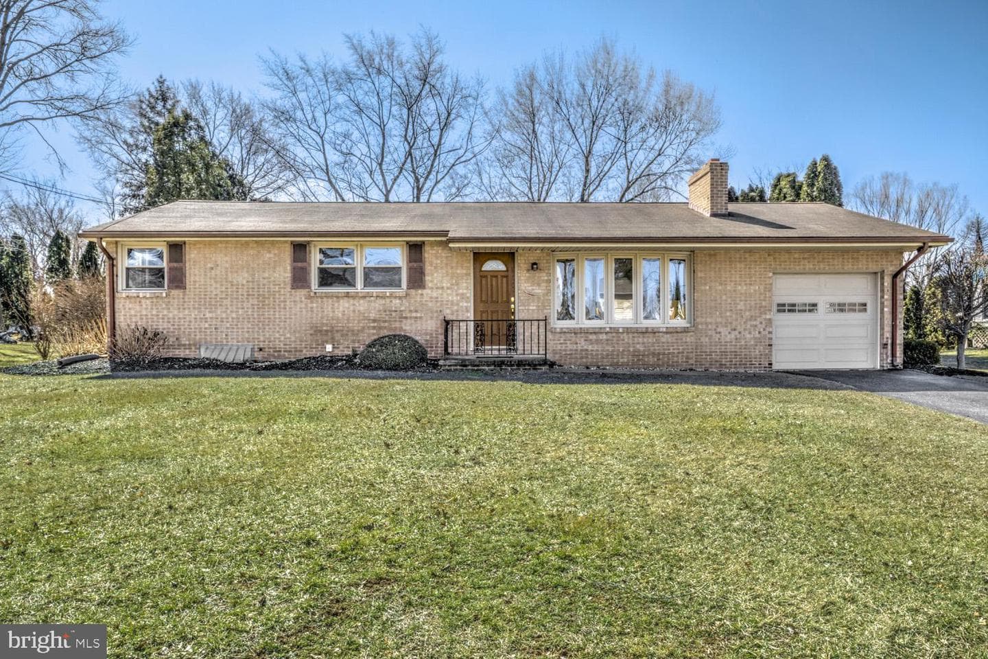 3322 Groton Lane photo 1