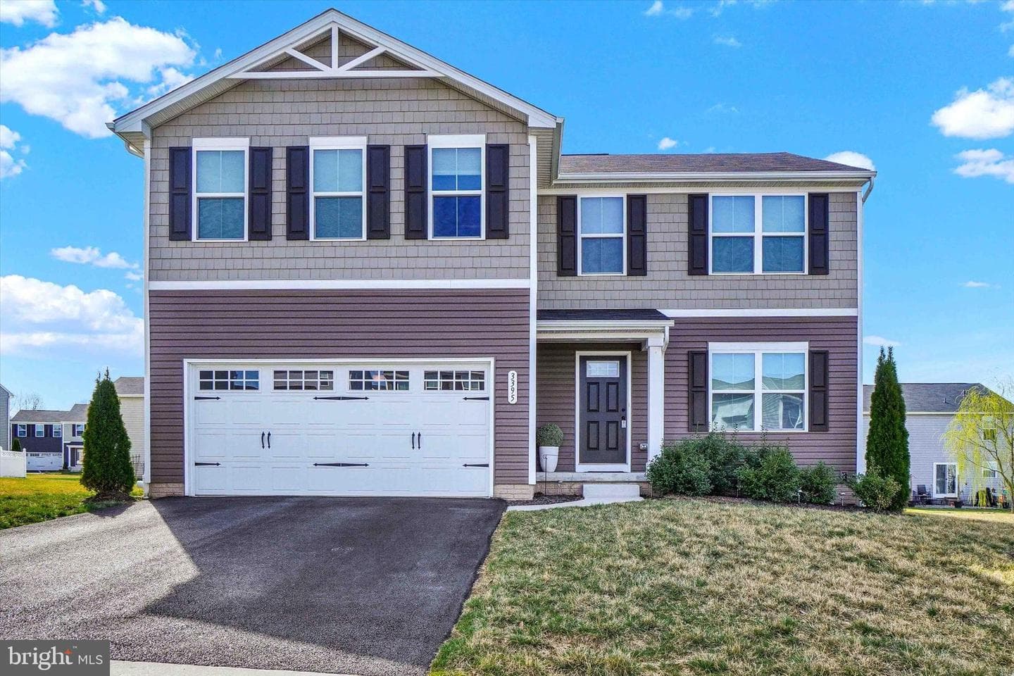 3395 Summer Drive photo 1