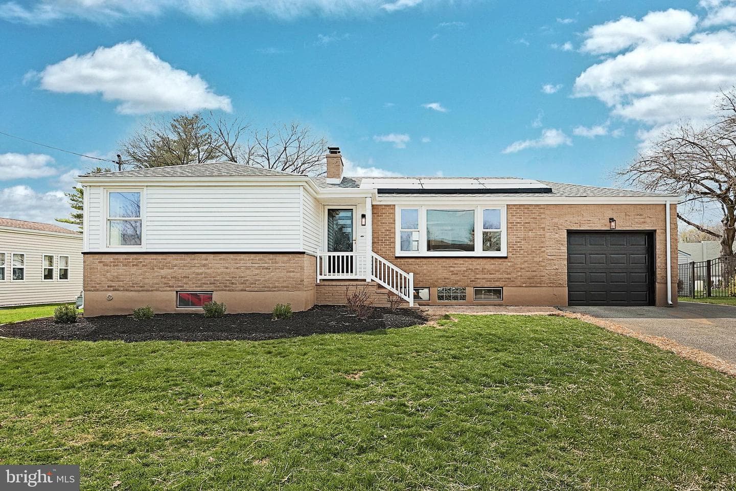 2740 Clearbrook Boulevard photo 1