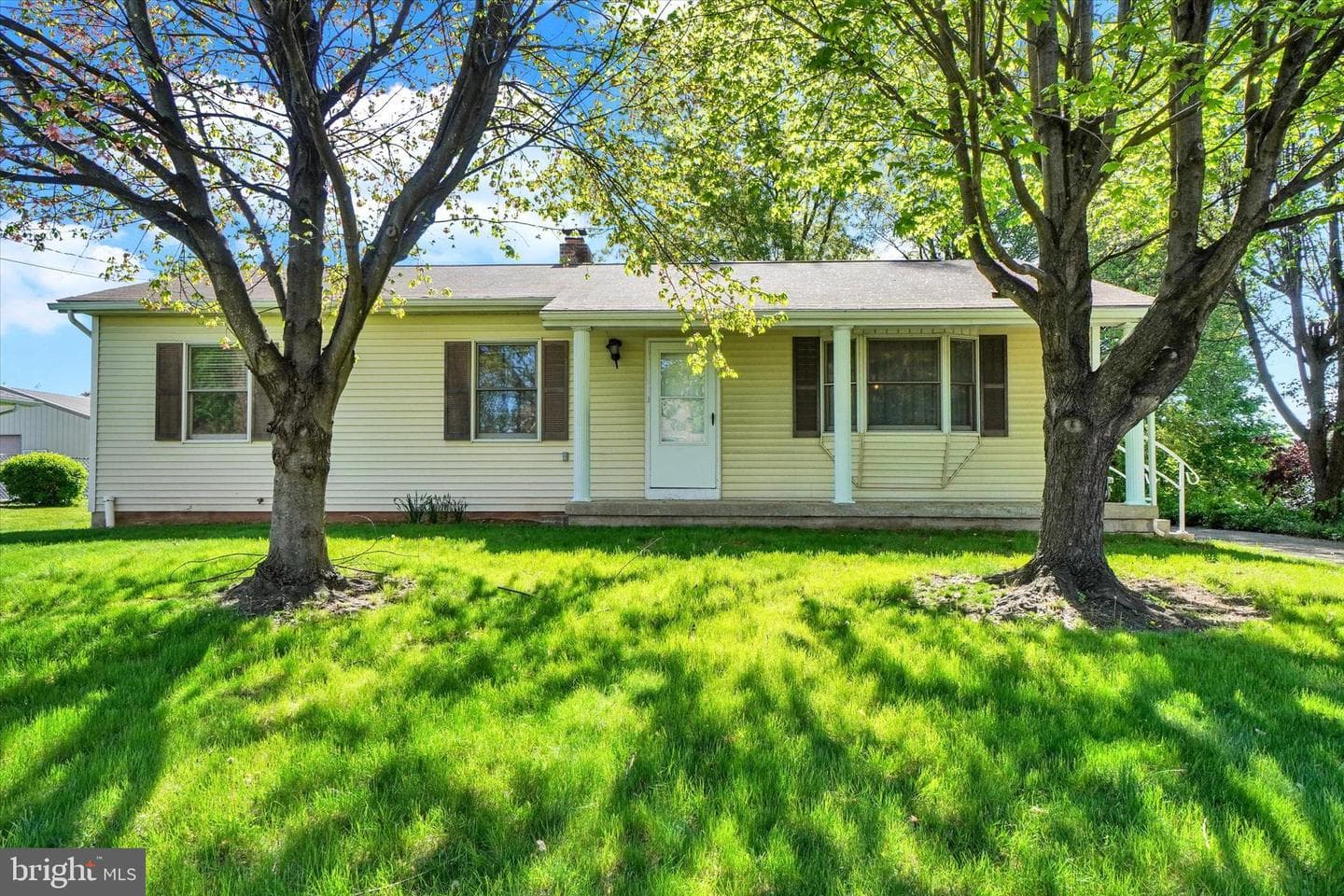 237 Cloverlane Drive photo 1
