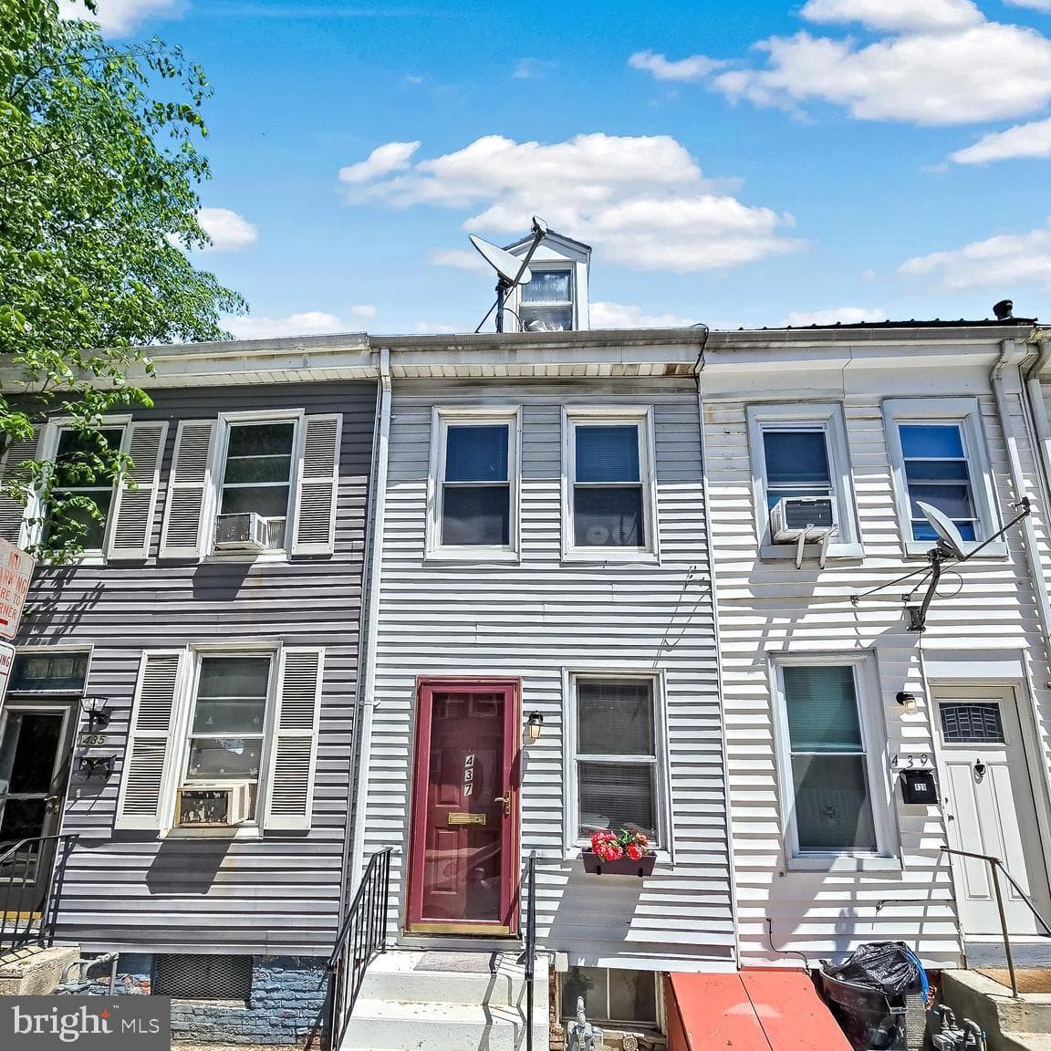 437 S Duke Street photo 1