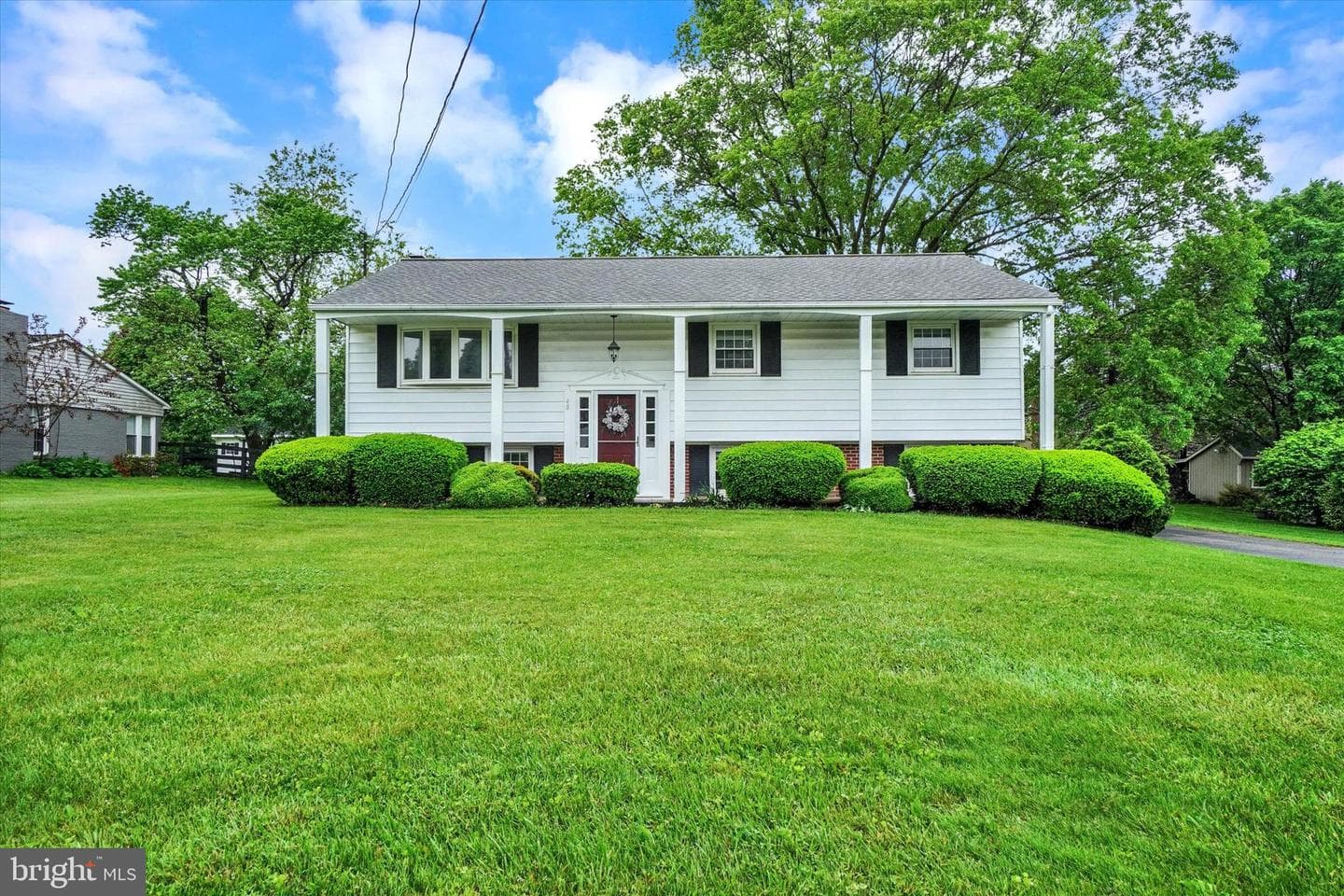 48 Singer Road photo 1