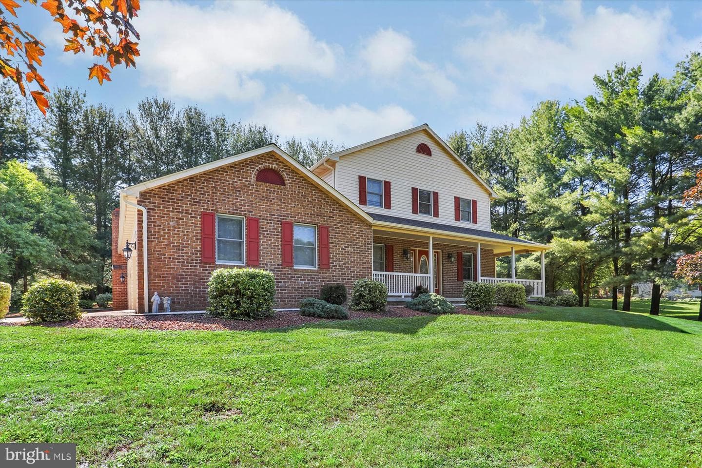 63 Lindsay Lane photo 1