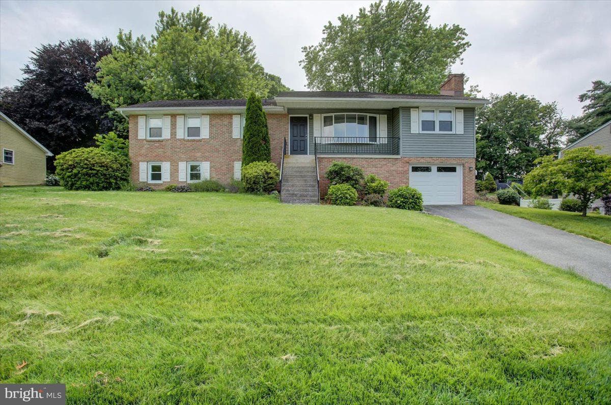 110 Bunker Hill Road photo 1