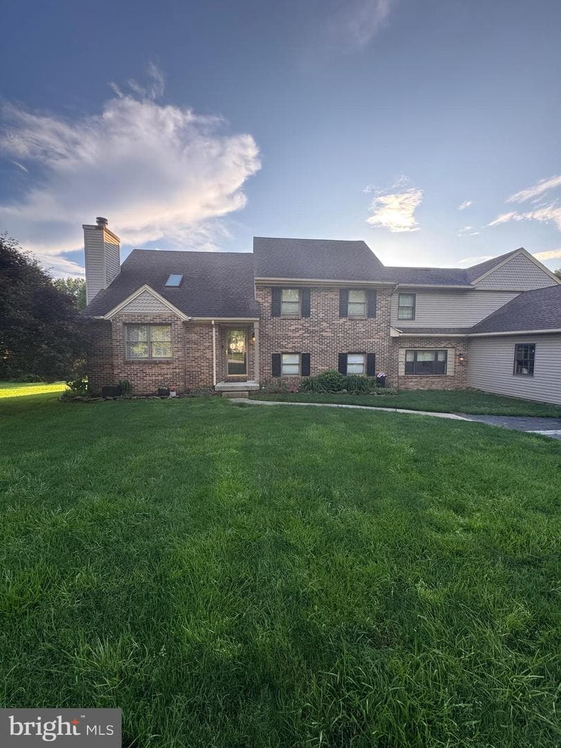 1872 Yingling Drive photo 1