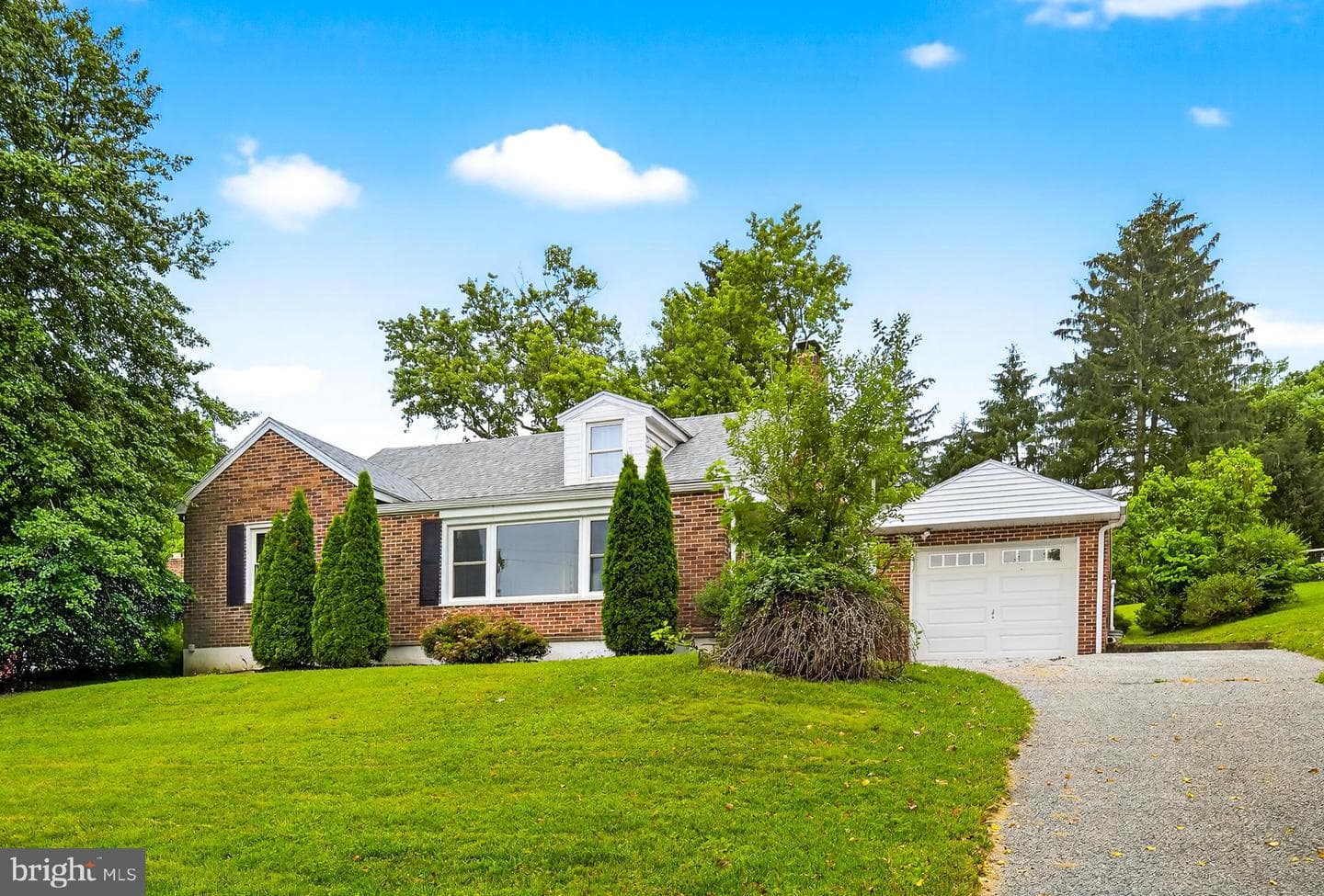 421 Corbin Road photo 1