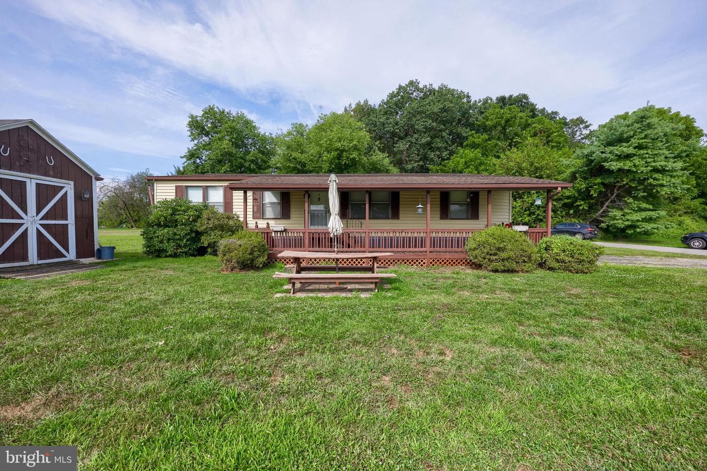 75 Wilson Road photo 1