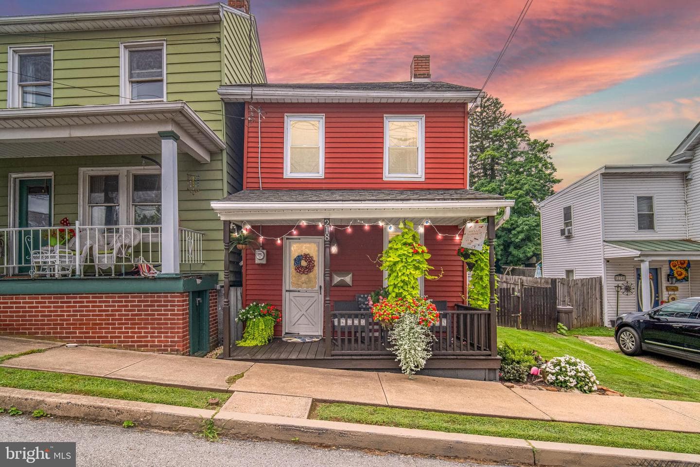 218 S 2nd Street photo 1