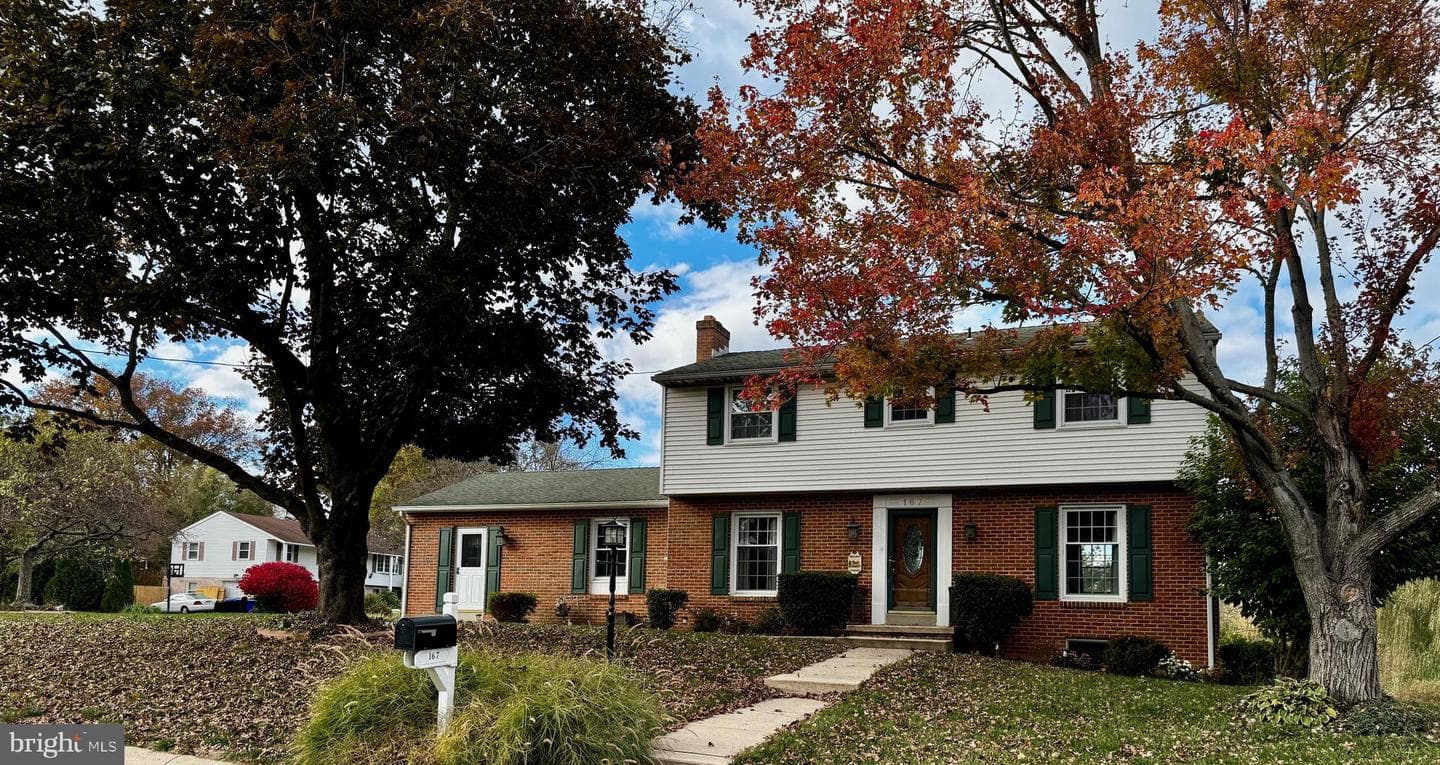 167 Walter Road photo 1