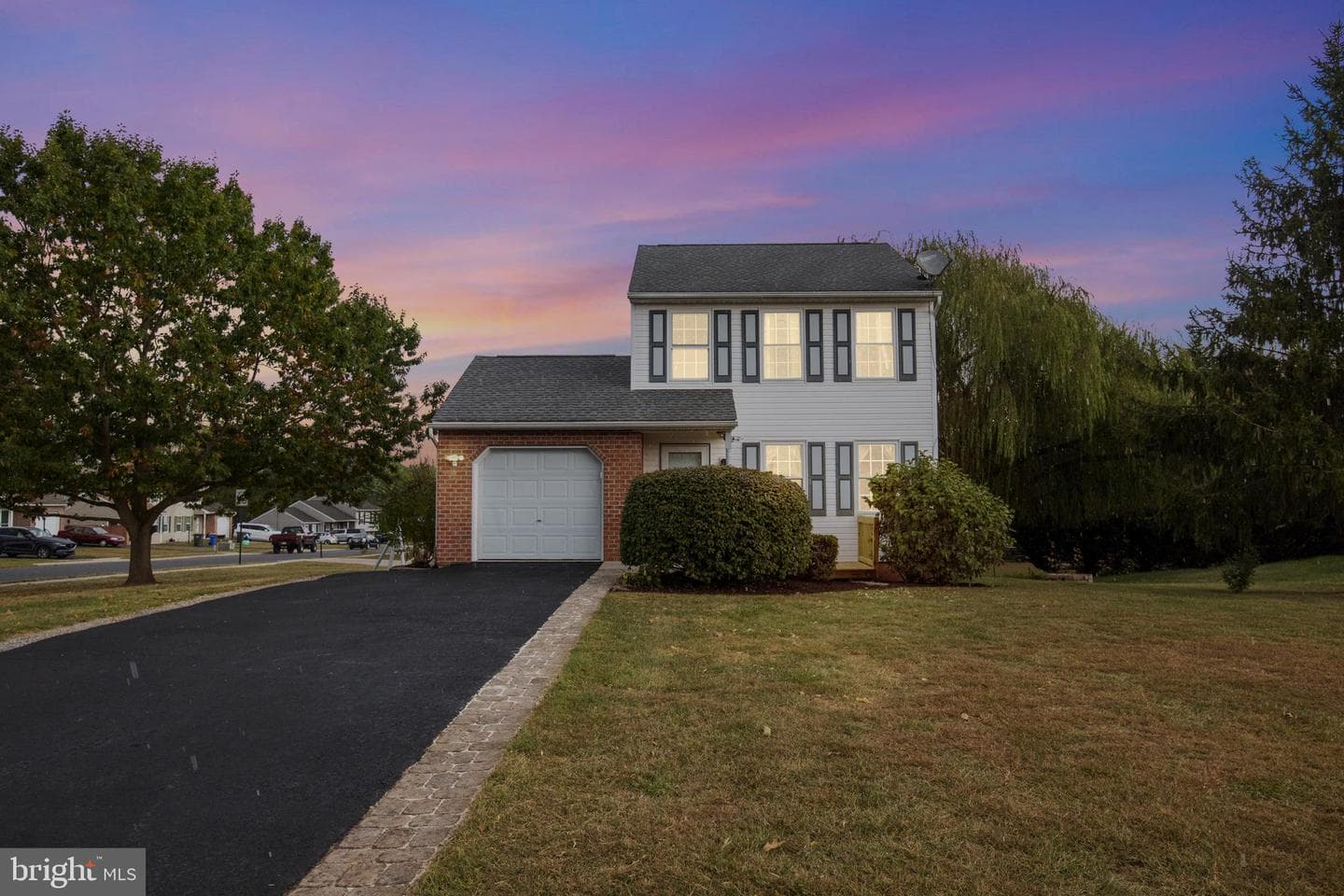 4013 Somerset Road photo 1
