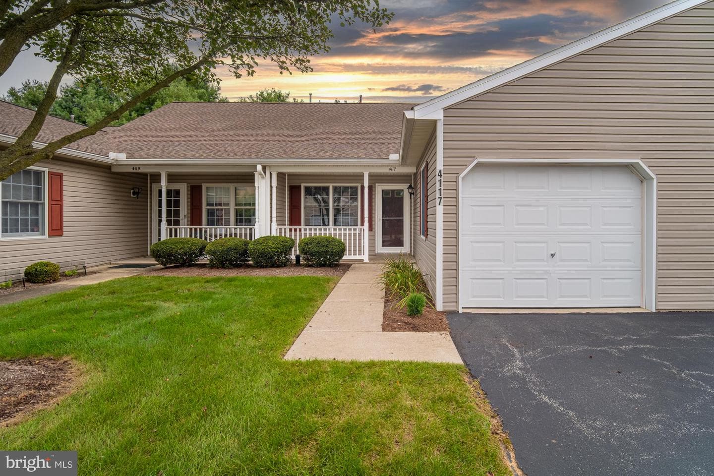 4117 Woodspring Lane photo 1
