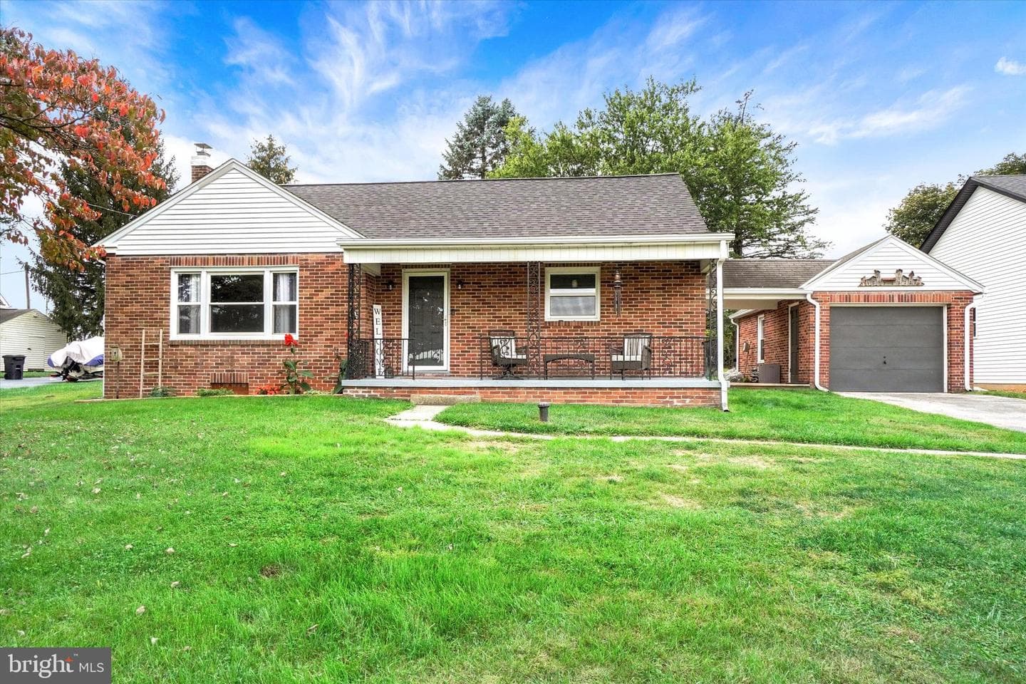 738 Wise Avenue photo 1