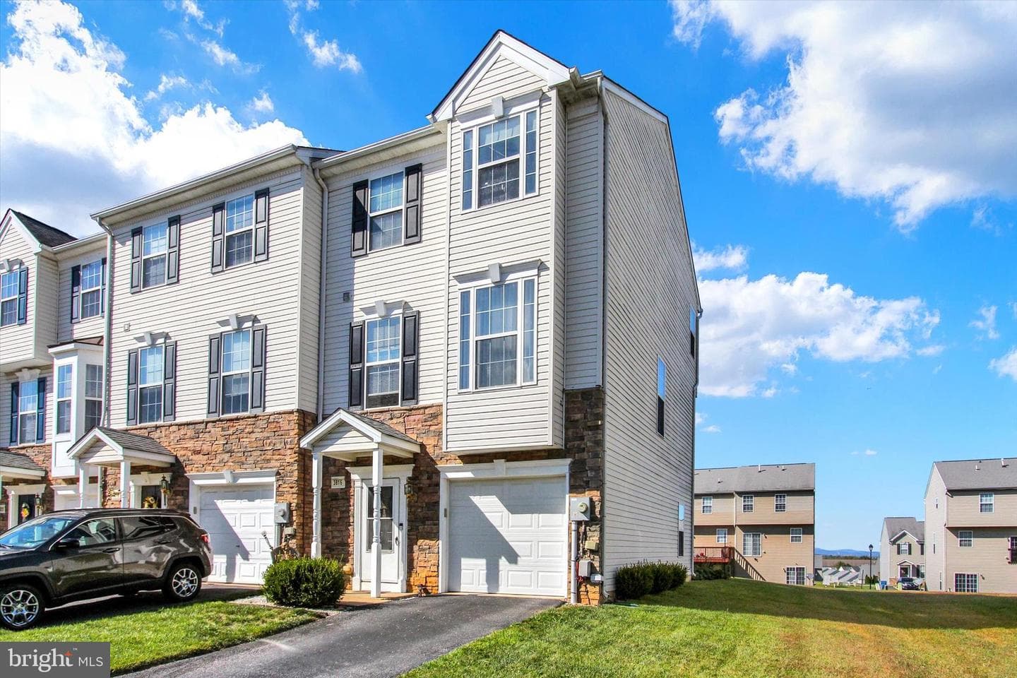 3816 Armory Lane #3816 photo 1