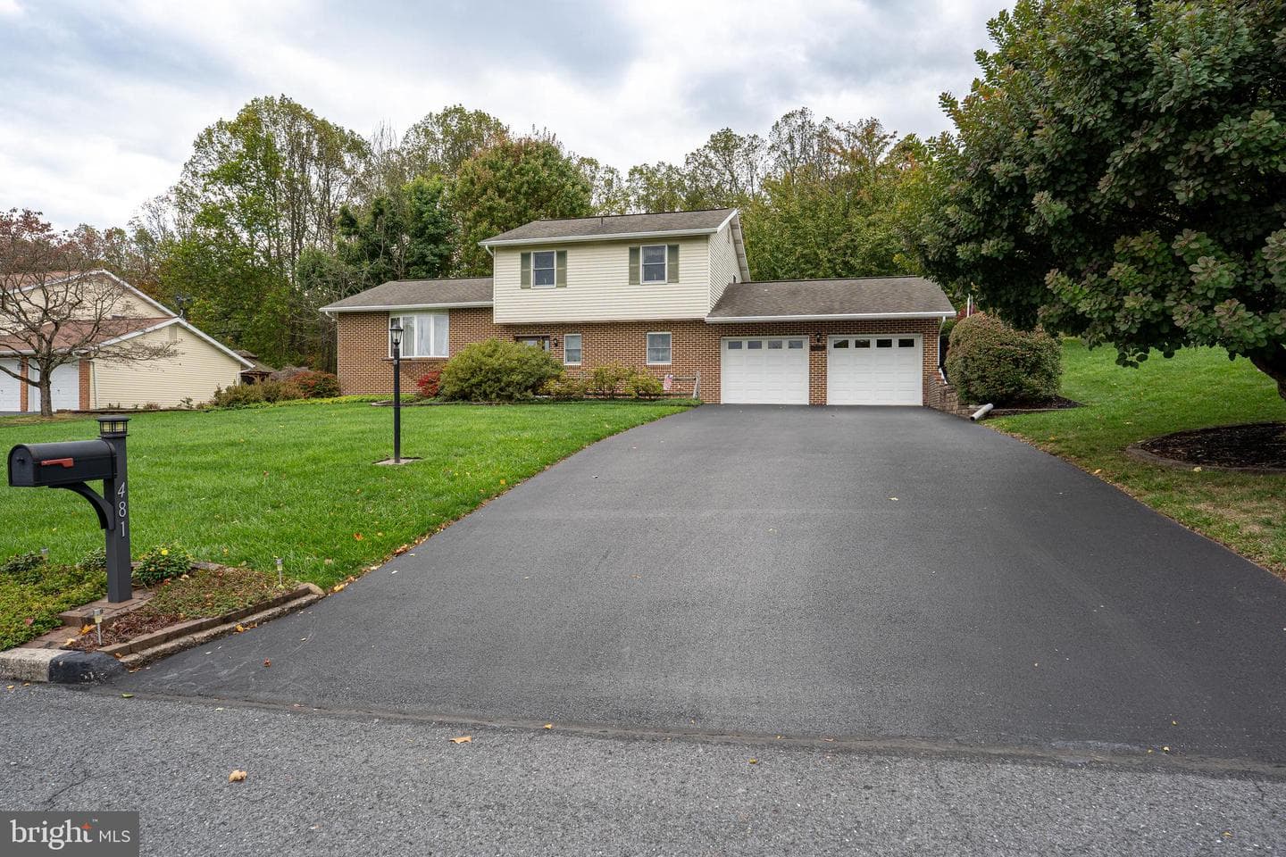 481 San Remo Place photo 1