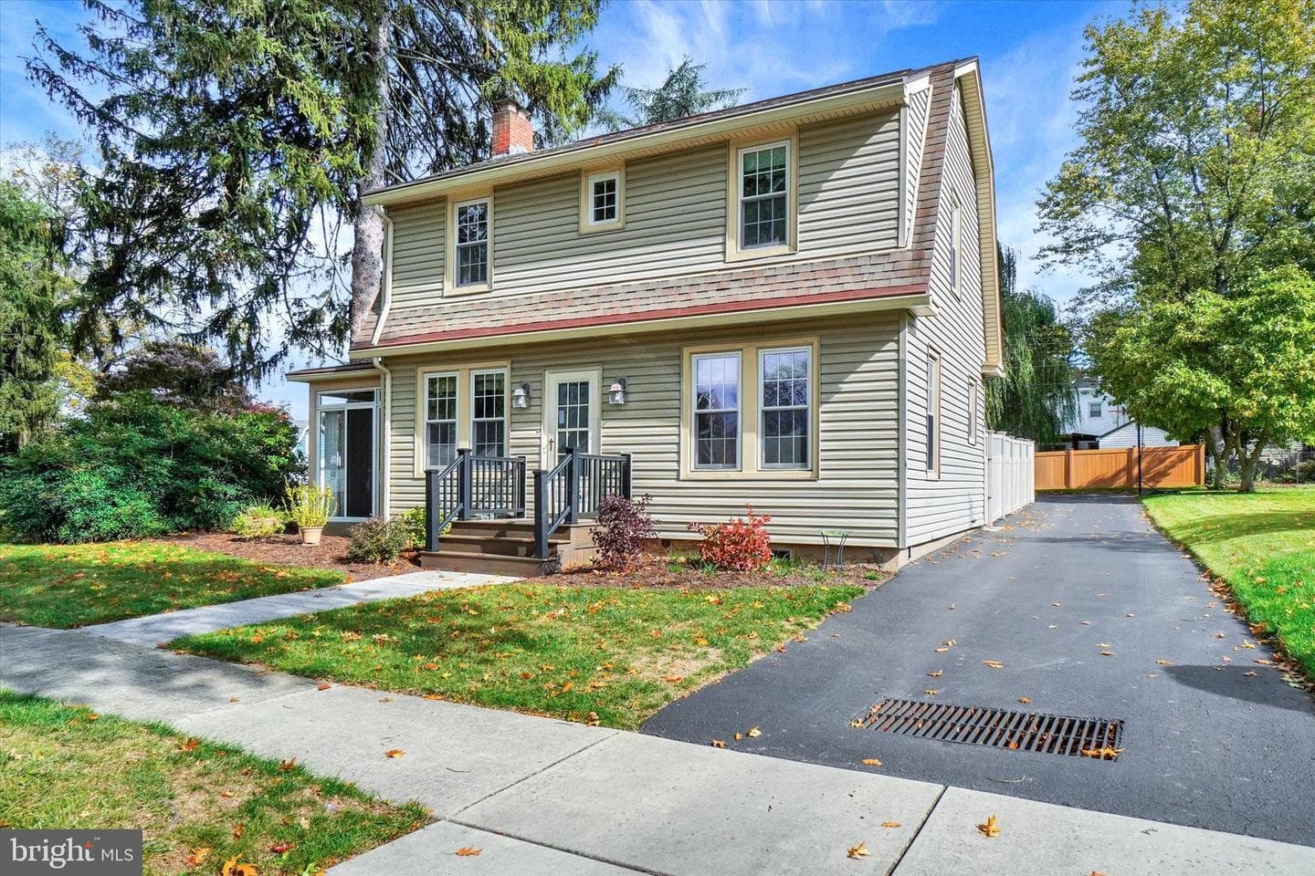 105 Pinehurst Road photo 1