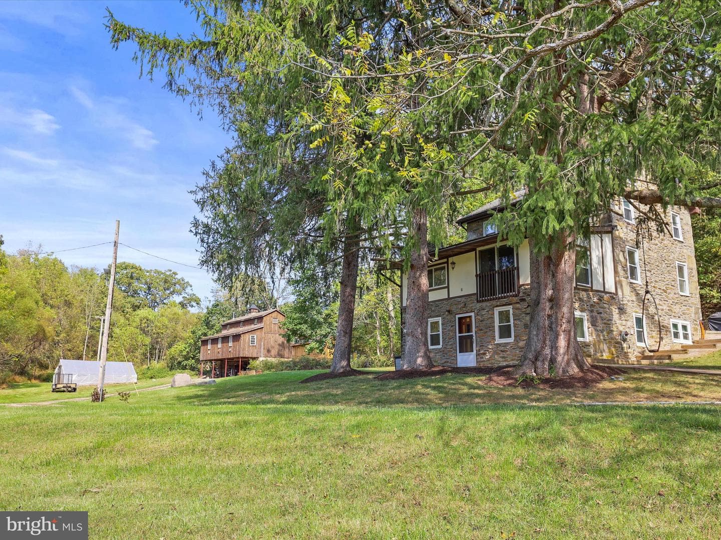 2122 W Springfield Road photo 1