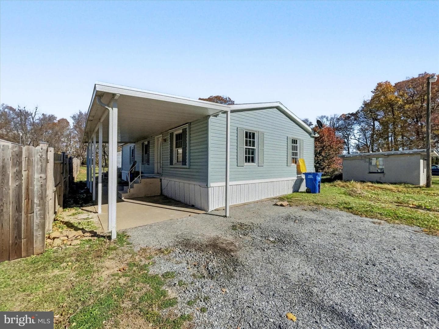1680 Wood Crest Lane photo 1