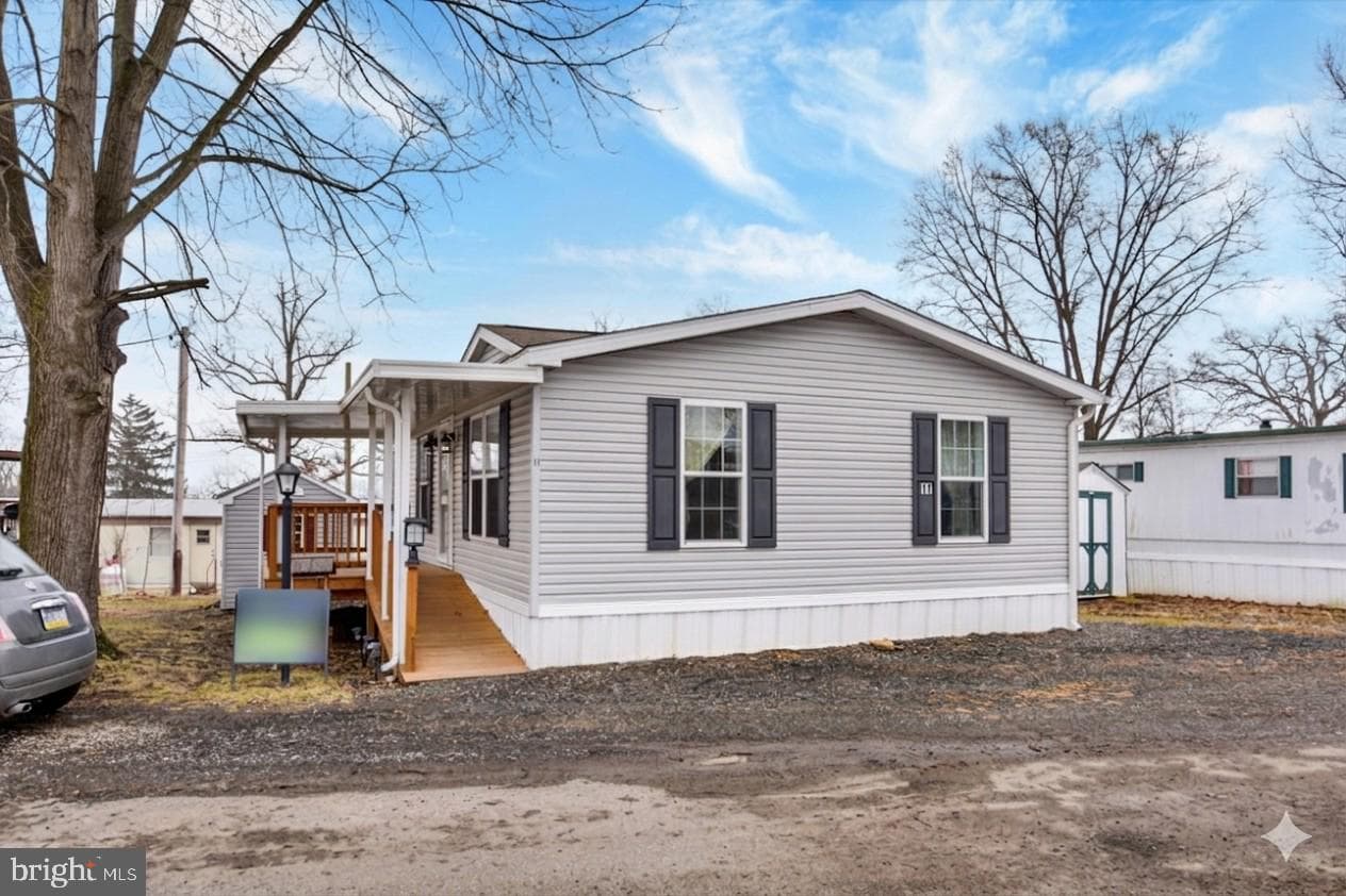 612 Range End Road #11