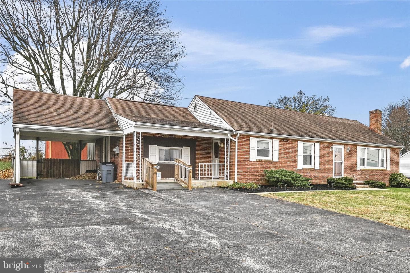 5030 Yorkana Road photo 1