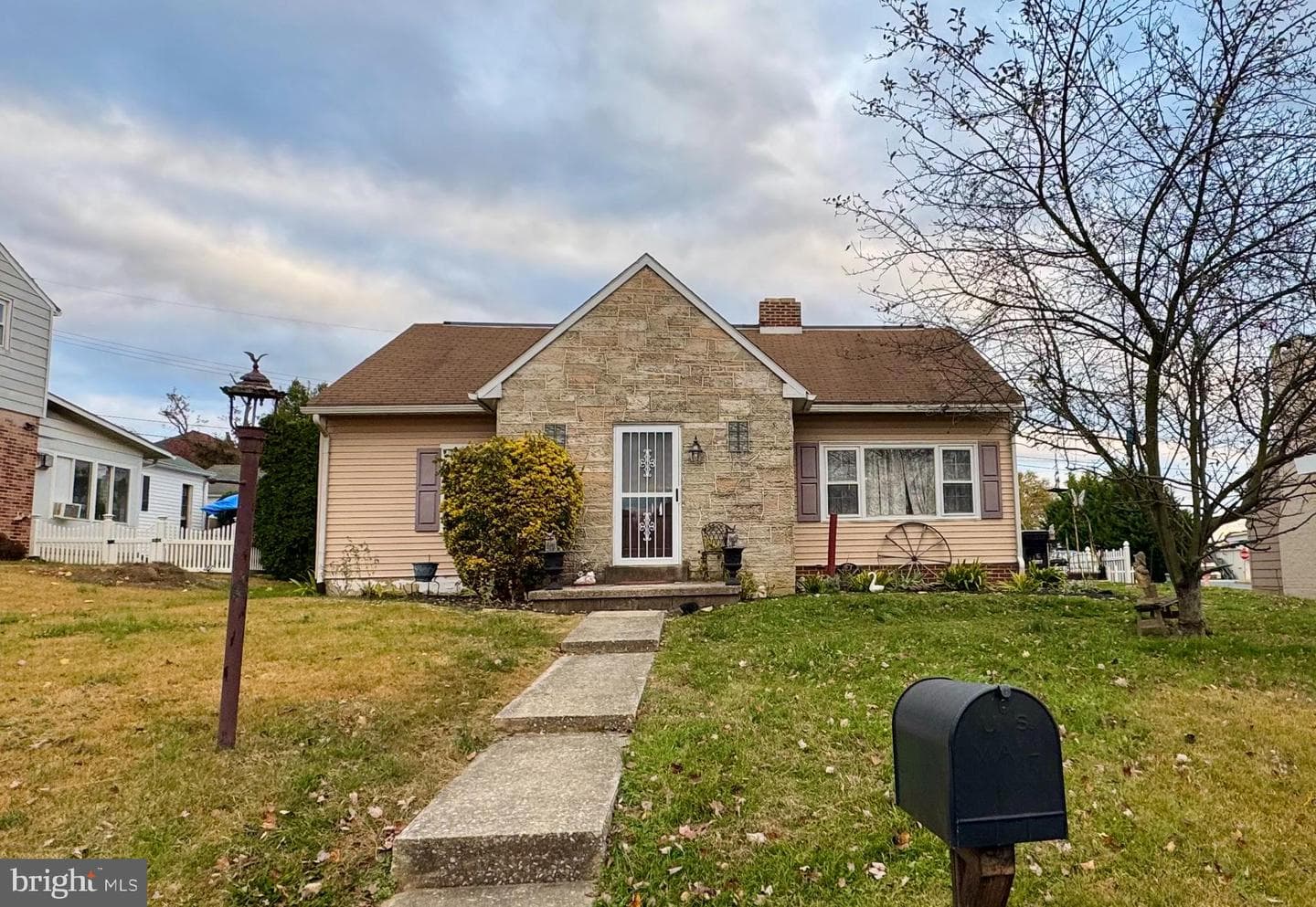 1321 Canterbury Lane
