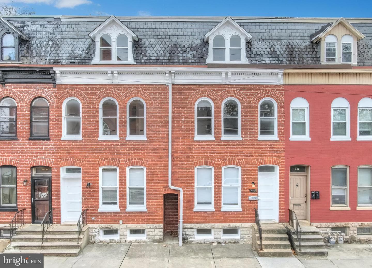 240 E King Street
