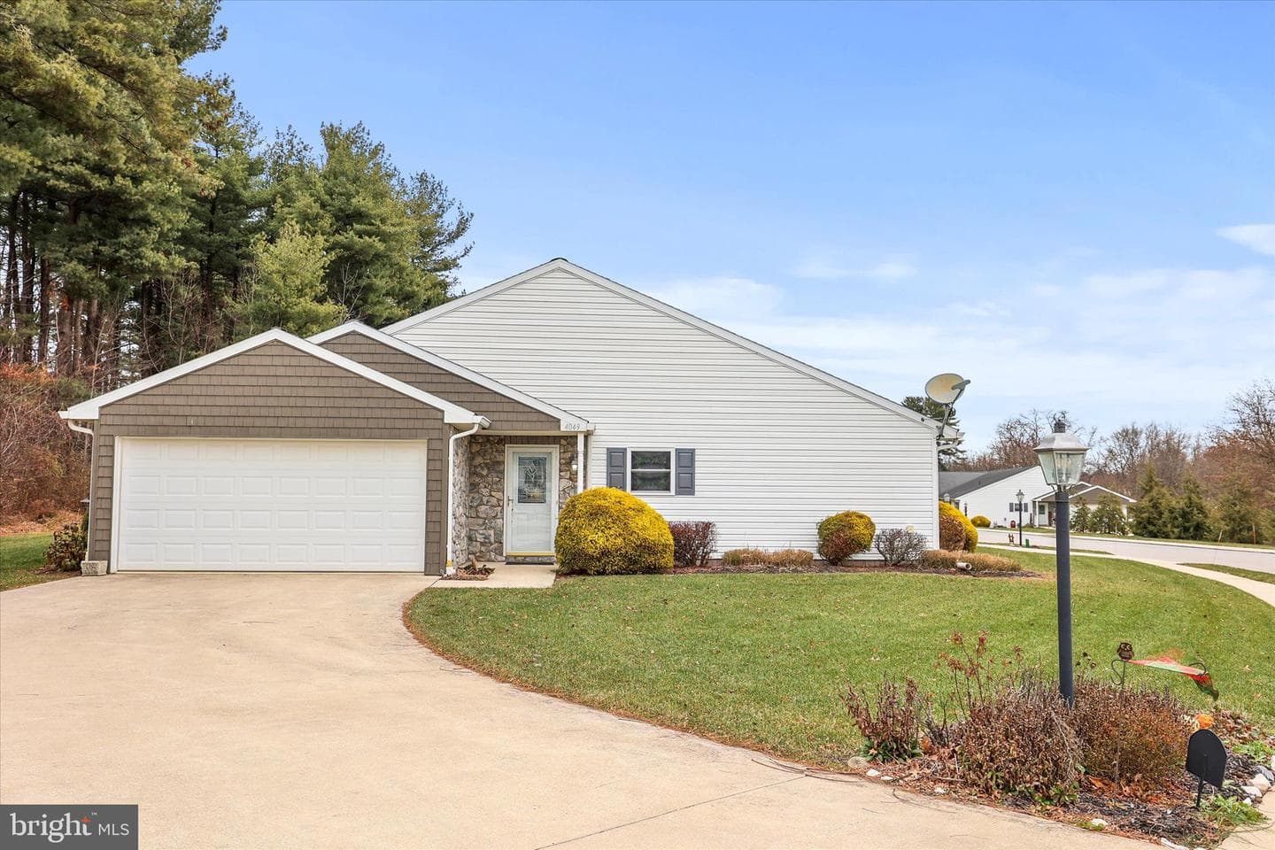 4049 Clair Mar Drive #13 photo 1