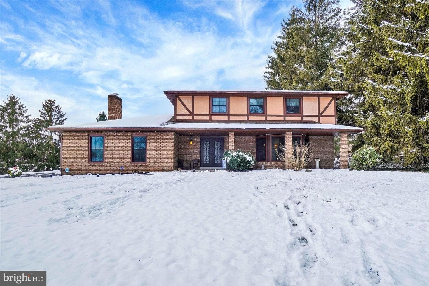 2350 Sutton Road photo 1