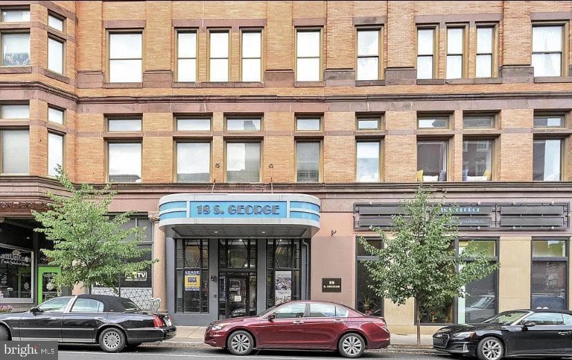 18 S George Street #21 photo 1