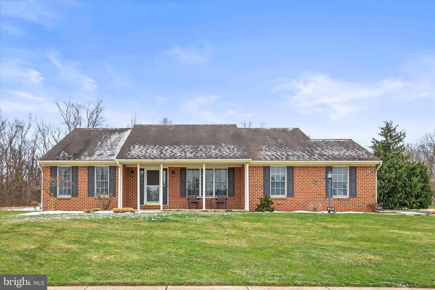 3090 Emmanuel Drive photo 1