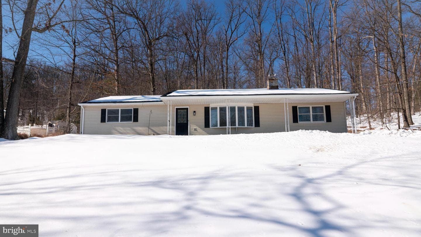 6152 Pigeon Hill Road photo 1