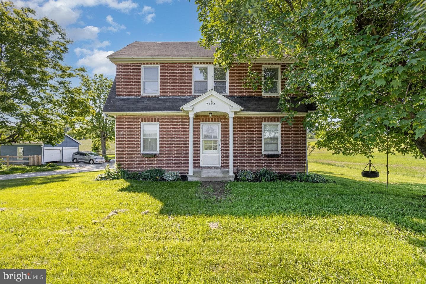 2775 W College Avenue photo 1