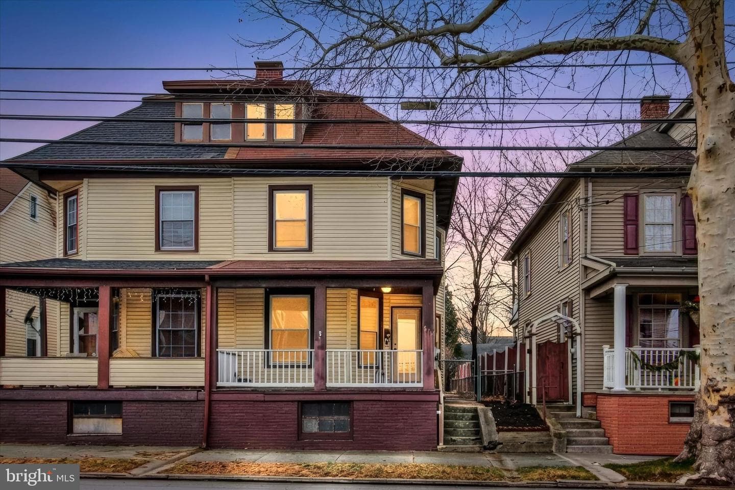 614 Broadway photo 1