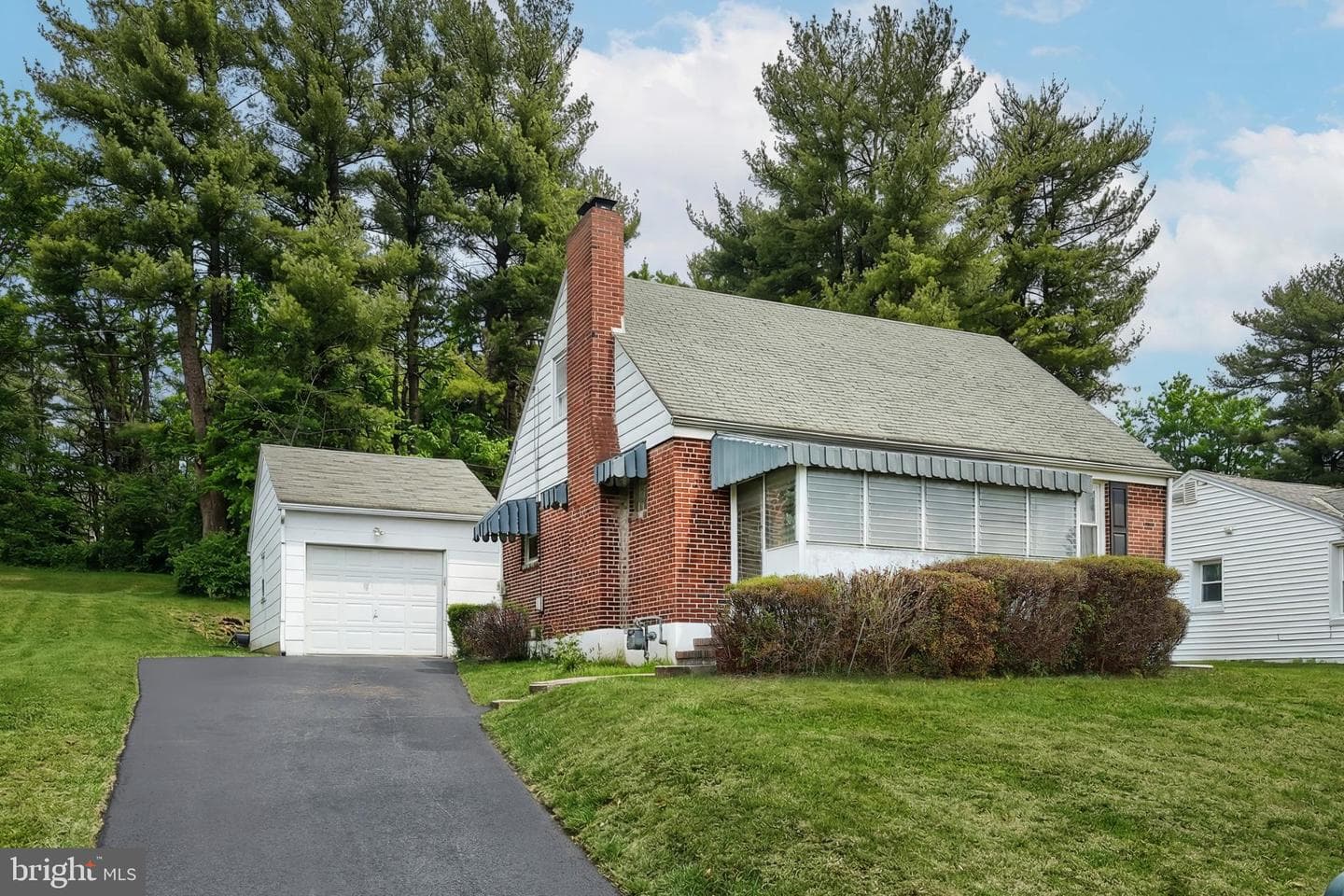 1339 Canterbury Lane photo 1