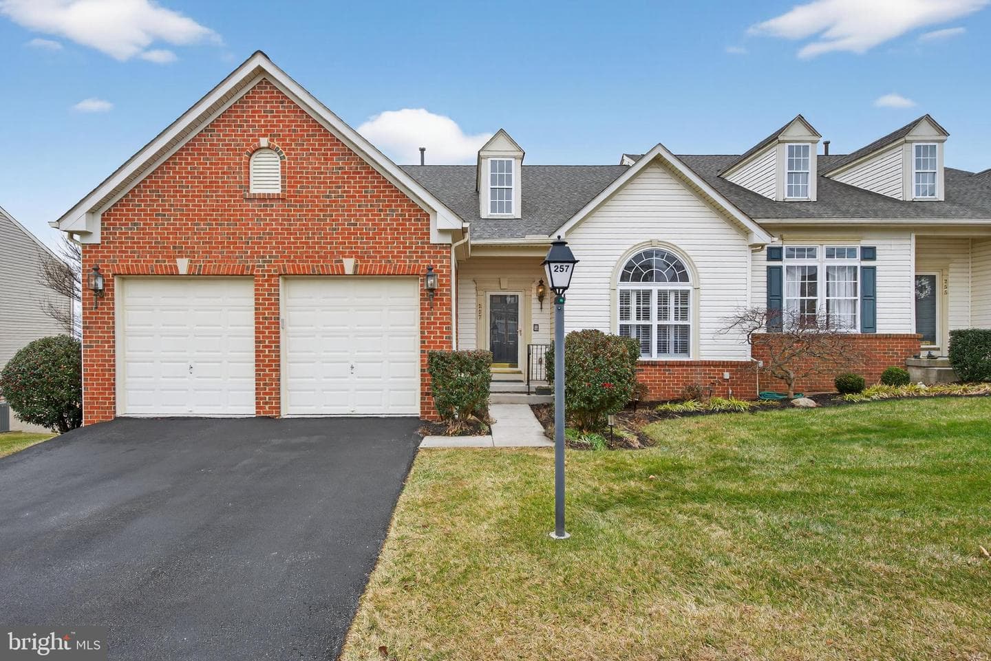 257 Prospect Circle photo 1