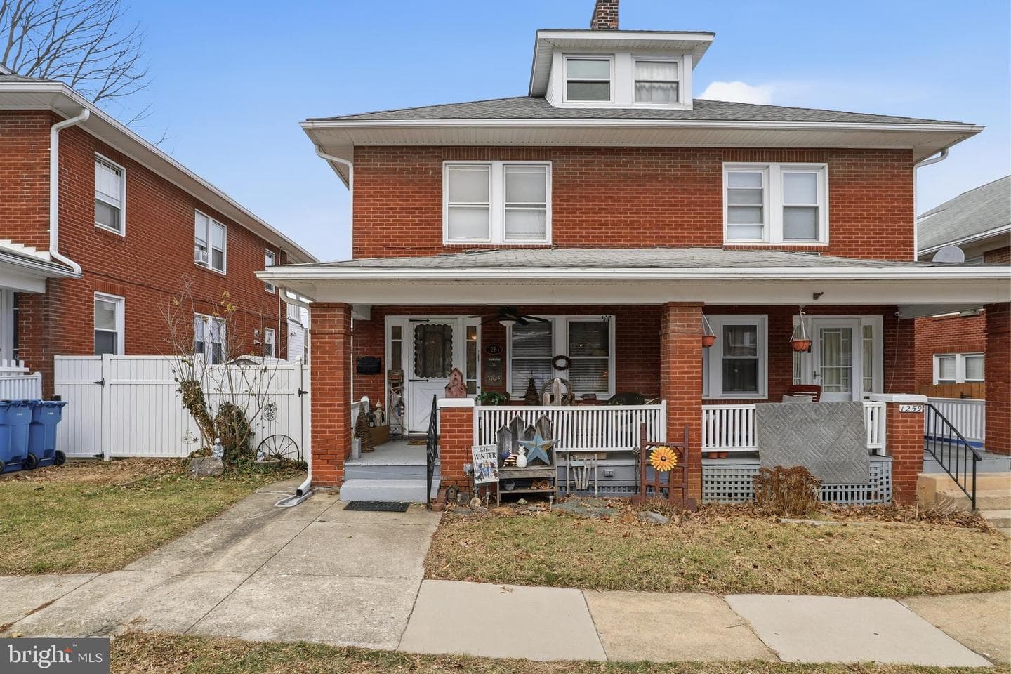 1261 W Princess Street photo 1