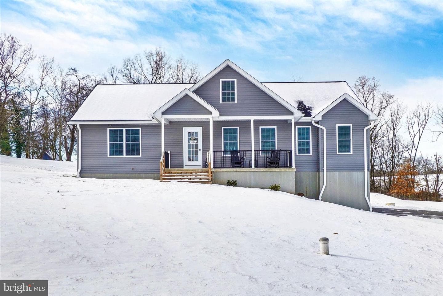 1048 Keller Road photo 1