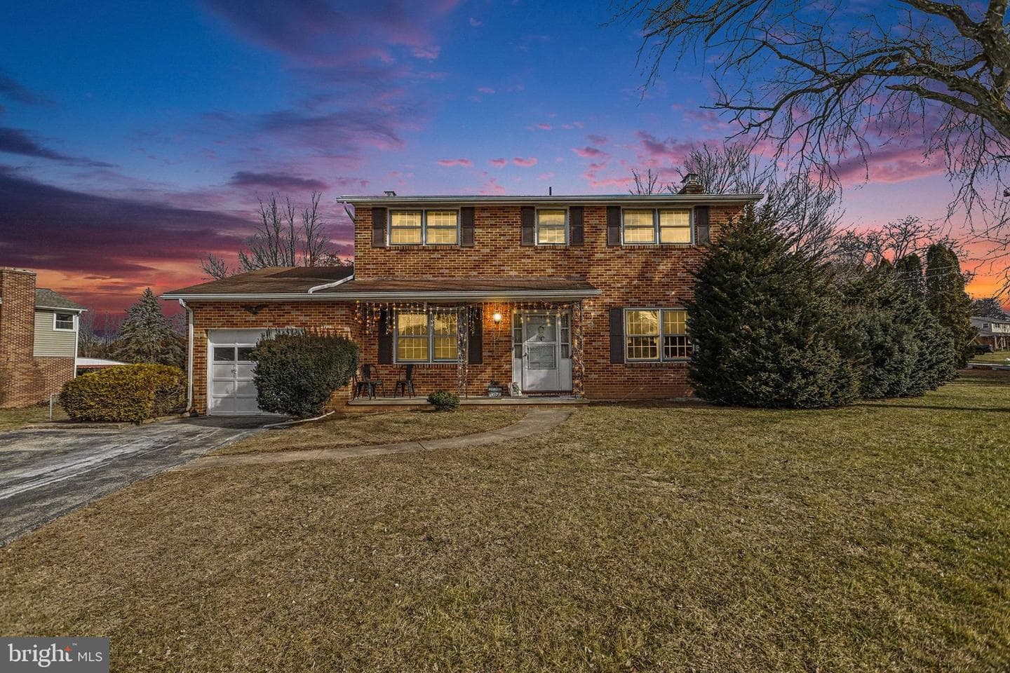 2072 Andover Drive photo 1