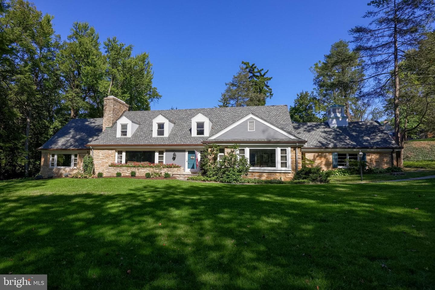 1201 Brockie Drive