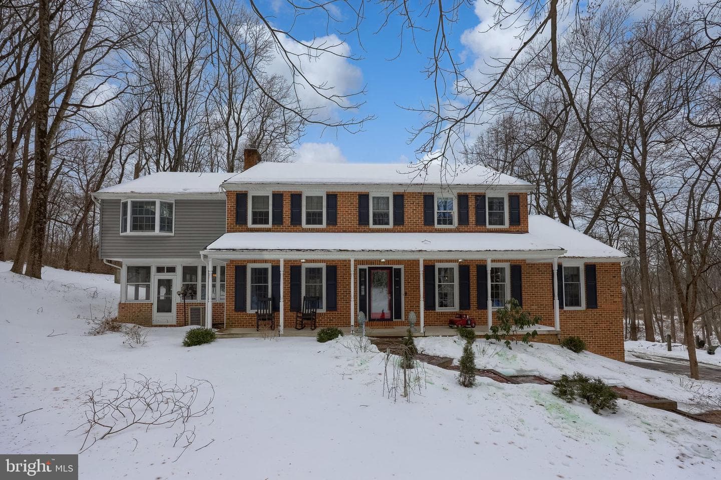 332 Laurel Drive photo 1