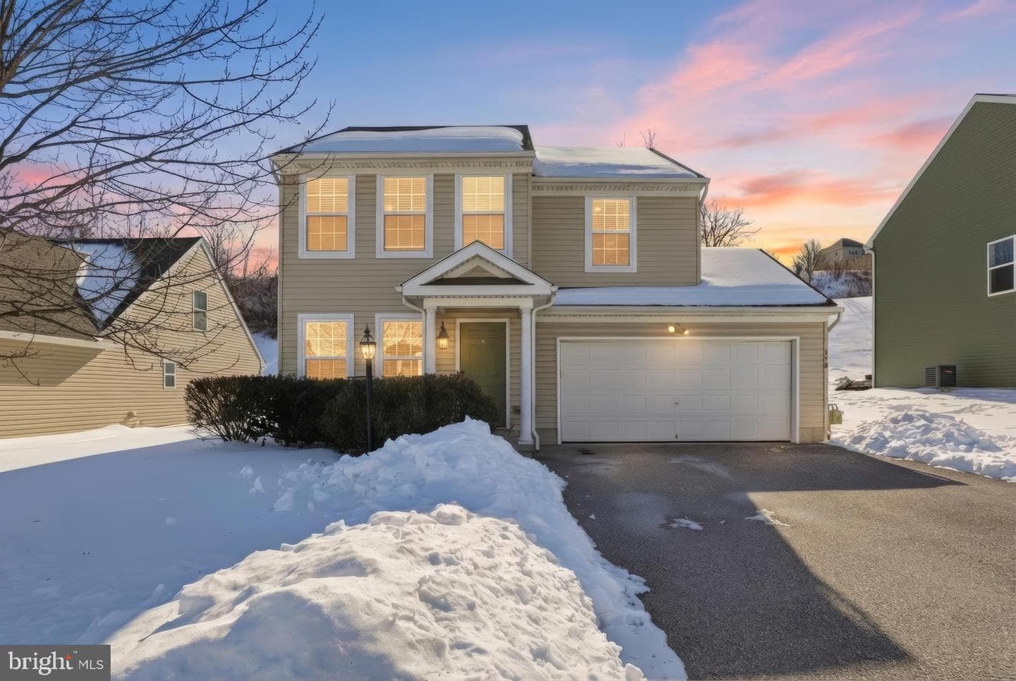 370 Azalea Drive photo 1