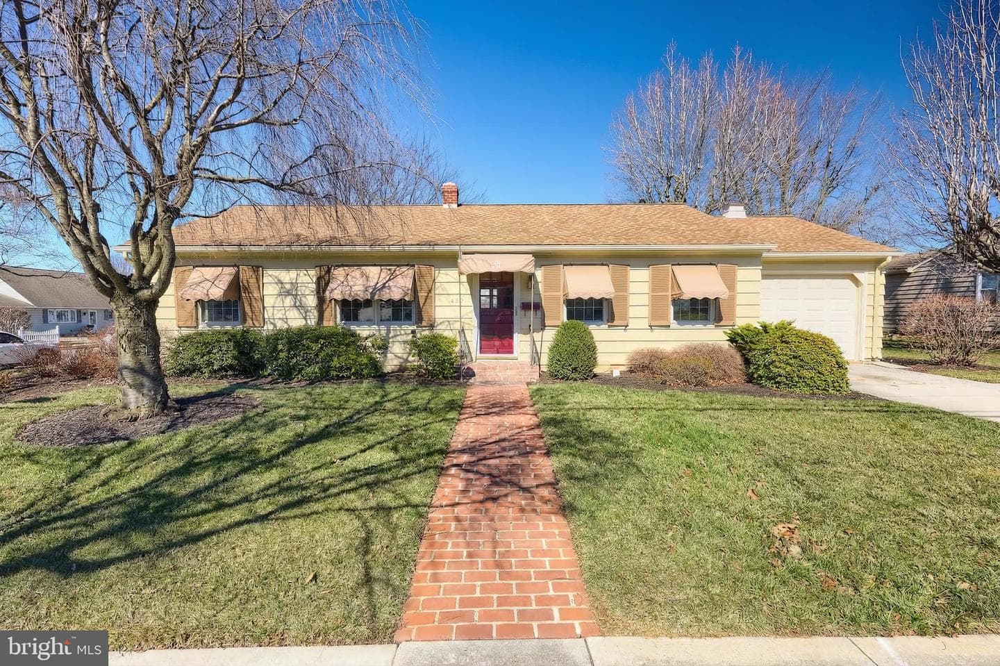 440 Grant Drive photo 1