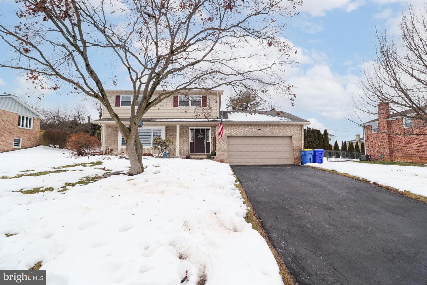 500 Cortleigh Drive photo 1