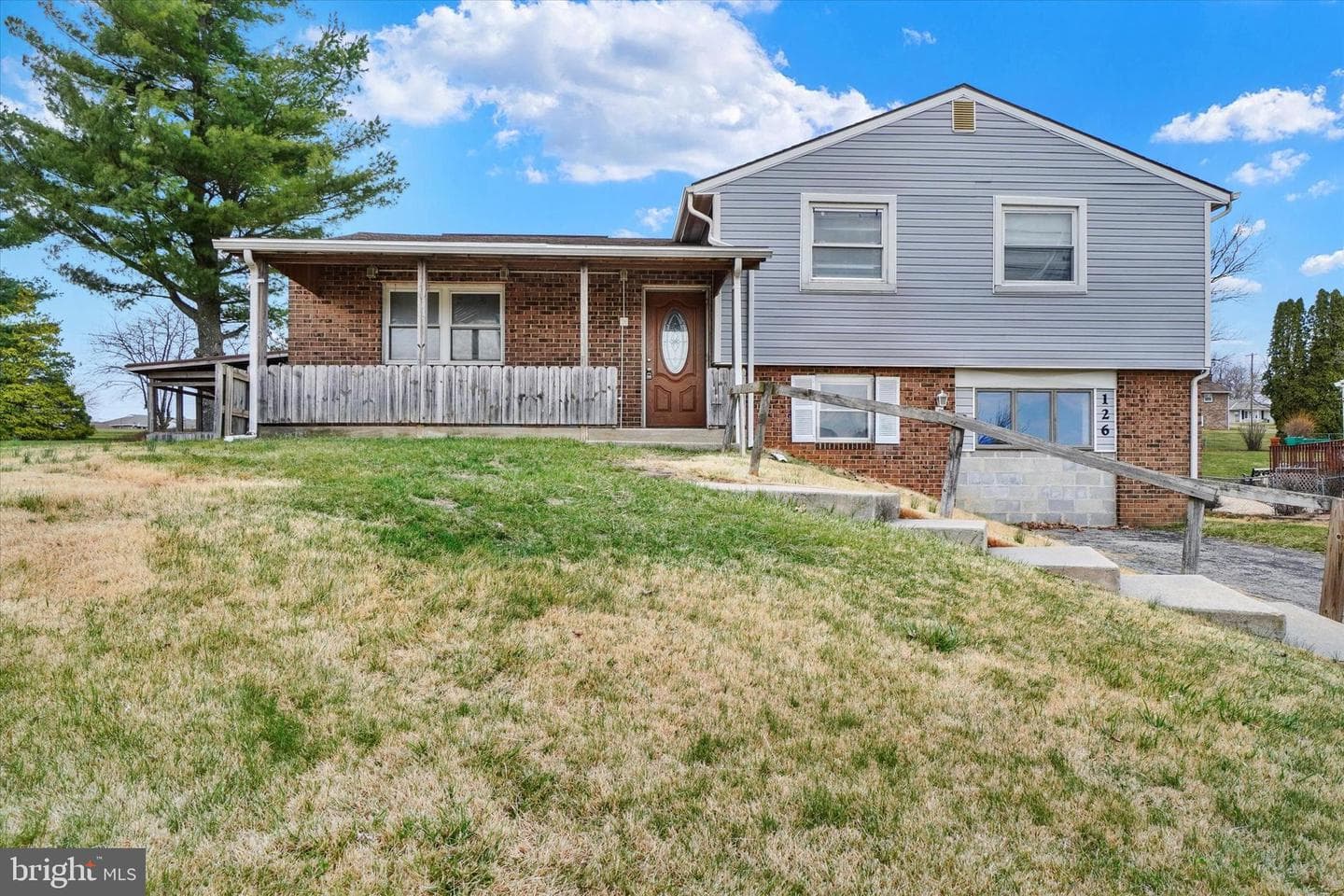 126 Claremont Drive photo 1