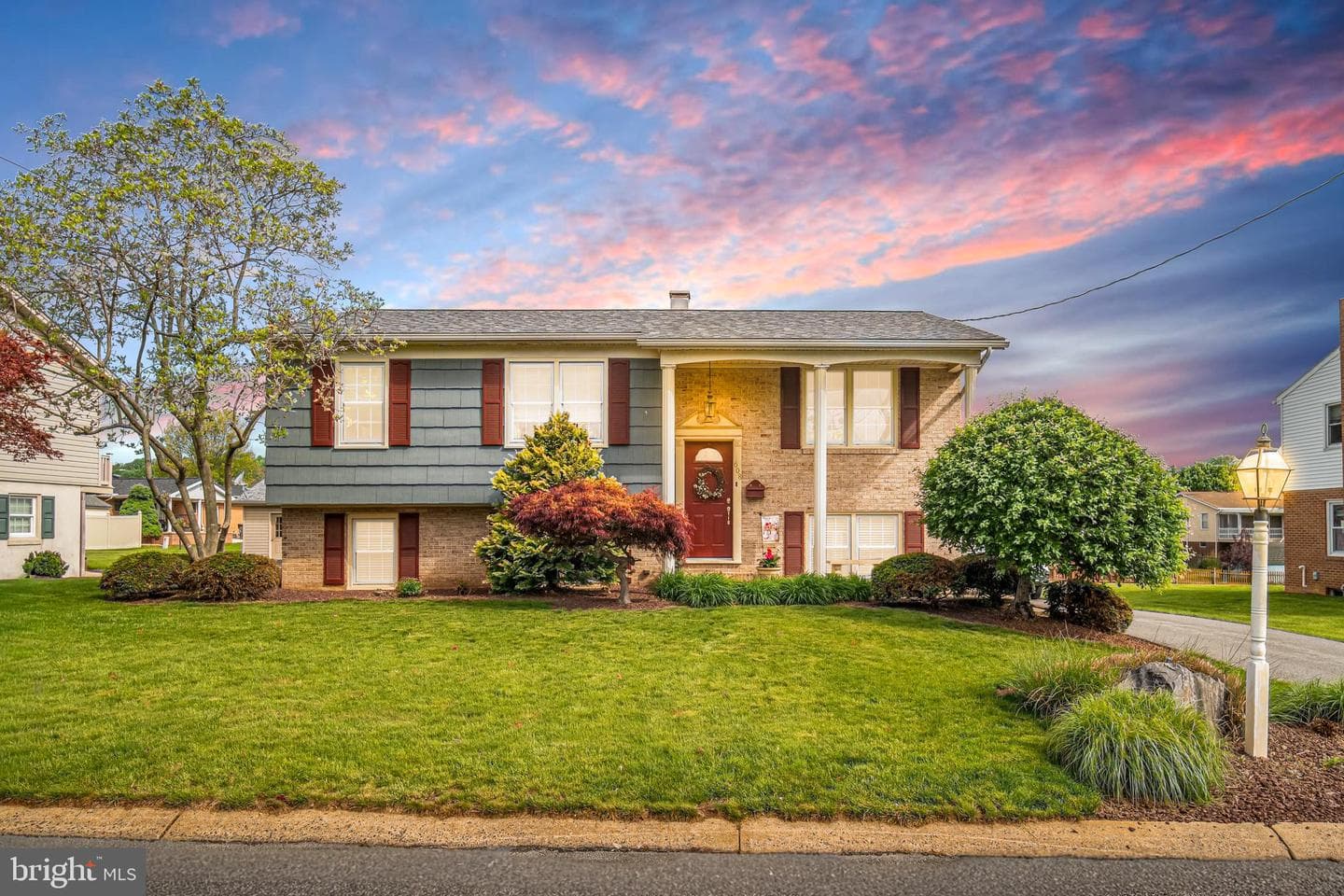 608 Walnut Street